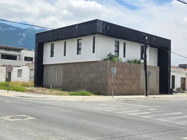 CASA EN VENTA EN LOS RÍOS, SAN PEDRO GARZA GARCIA