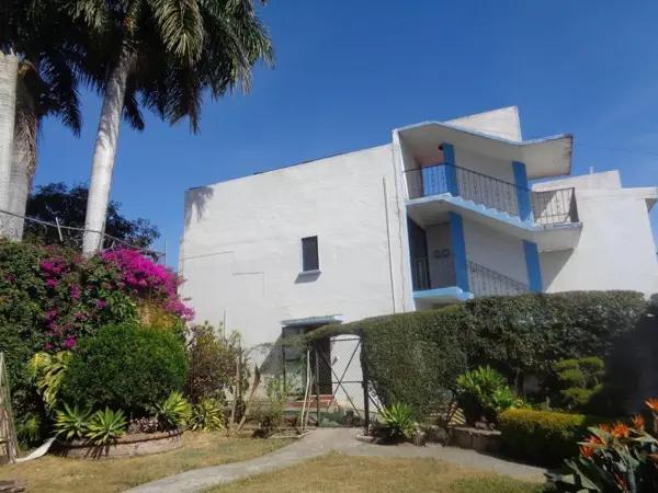 VENTA de Propiedad Comercial y Habitacional en ZONA DORADA