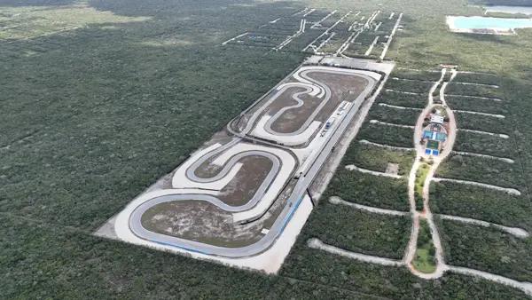 Terreno en venta para desarrollo autódromo merida yucatan