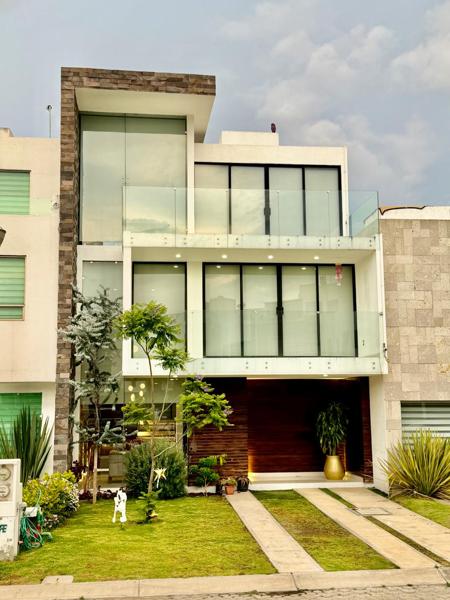 CASA EN RENTA PACHUCA EN UNA ZONA SEGURA