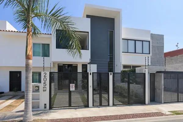 VENTA DE CASA DE LA COLONIA FLUVIAL VALLARTA EN PUERTO VALLARTA JALISCO