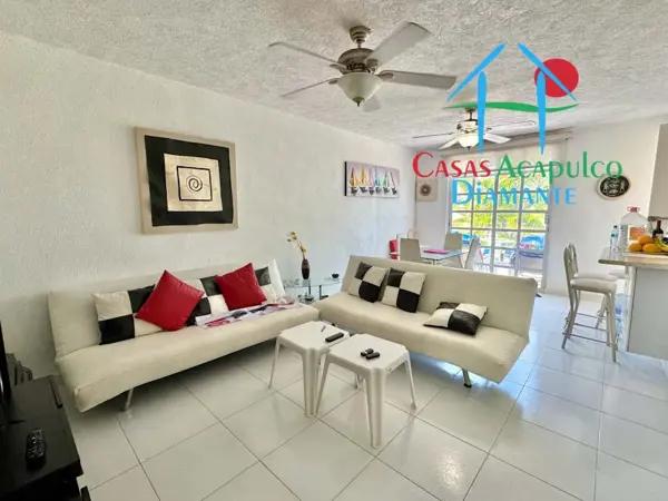 Departamento en venta con 2 recámaras y terraza con salida al jardín