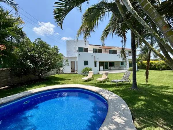 Casa en venta en Lomas de Cocoyoc