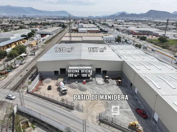 Bodega comercial con oficinas en Vito Alessio Robles en Saltillo