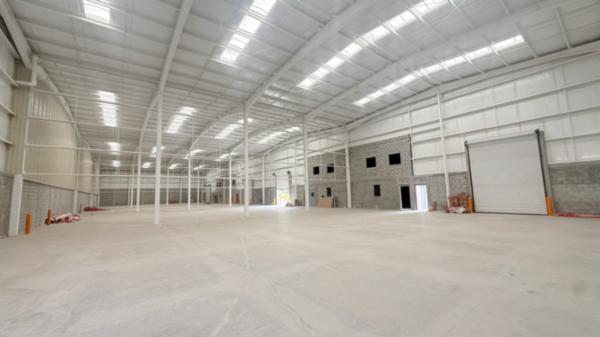 Bodega industrial con rampa en Vito Alessio zona industrial