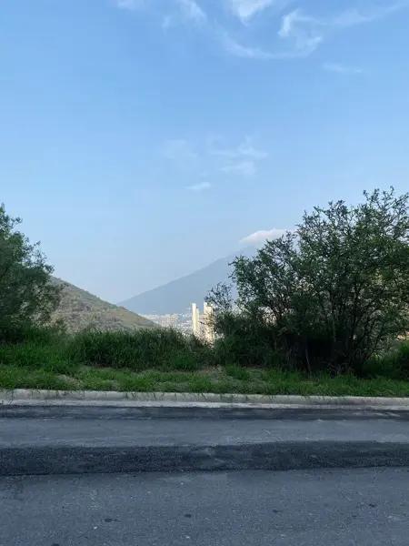 TERRENO EN VENTA RENACIMIENTO EN MONTERREY TERRENO EN VENTA RENACIMIENTO EN MONTERREY