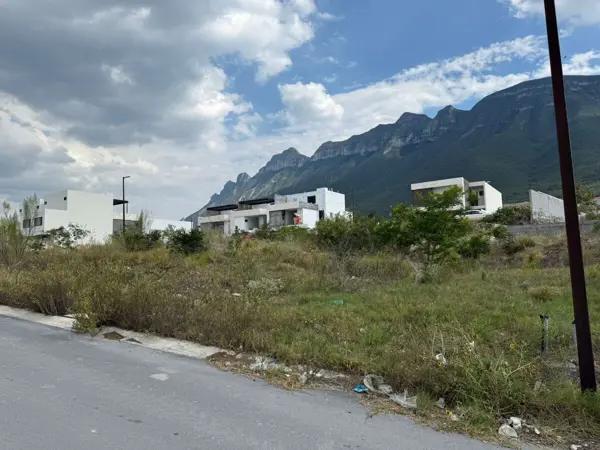 TERRENO EN VENTA ZONA DOMINIO CUMBRES TERRENO EN VENTA ZONA DOMINIO CUMBRES