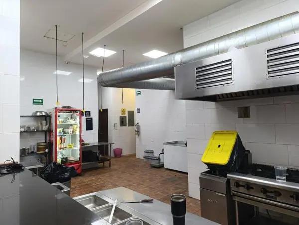 LOCAL COMERCIAL EN RENTA EN SAN PEDRO