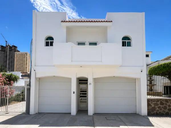 SE RENTA DEPARTAMENTO AMUEBLADO EN SÁBALO COUNTRY