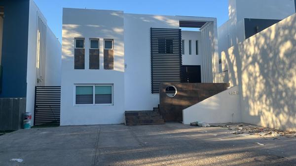 Se renta casa amueblada en Isla Musala privada Pontevedra, Culiacán