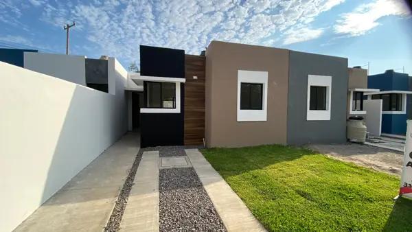 Casa en venta céntrica en El Torreón, Colima