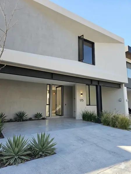 Casa en Venta 4 recamaras Fracc. Monte Sabino