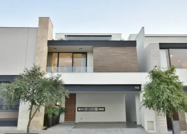 Casa en Venta en Cumbres, García - Idónea para Familias y Vida Cómoda Casa en Venta en Cumbres, García - Idónea para Familias y Vida Cómoda