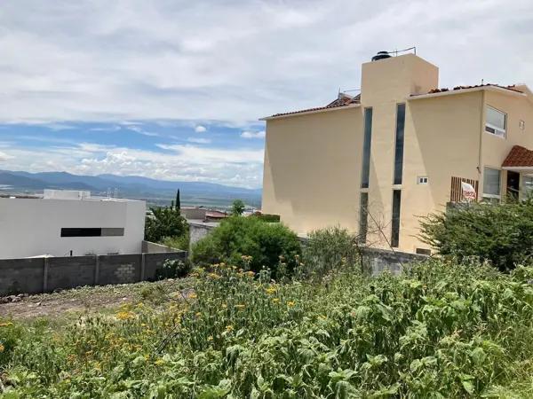 TERRENO EN VENTA EN VISTA REAL CORREGIDORA QUERETARO TERRENO EN VENTA EN VISTA REAL CORREGIDORA QUERETARO