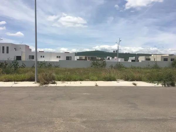 TERRENO  HABITACIONAL EN VENTA EN LA ZONA DE  ZAKIA, QUERETARO