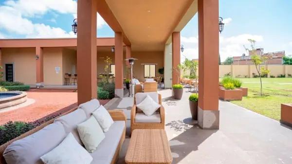 CASA  CUADRUPLEX EN VENTA   CON TERRAZA EN SAN MIGUEL DE ALLENDE GUANAJUATO
