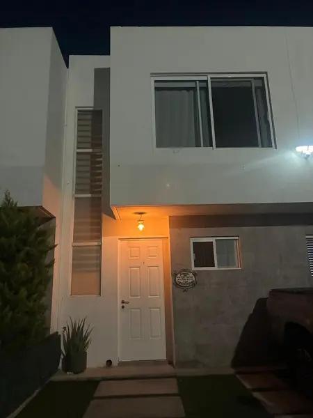 CASA EN VENTA EN PASEOS DEL BOSQUE CORREGIDORA, QUERETARO