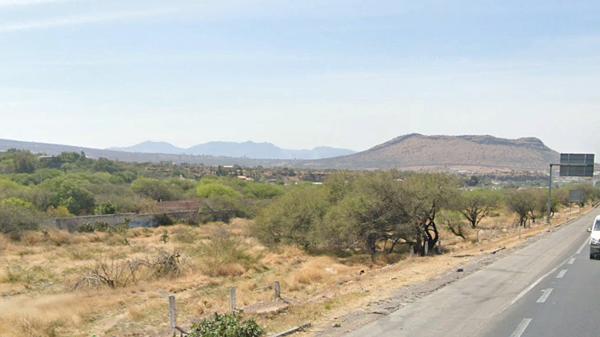 TERRENO COMERCIAL EN VENTA EN SAN JUAN DEL RIO QUERÈTARO.