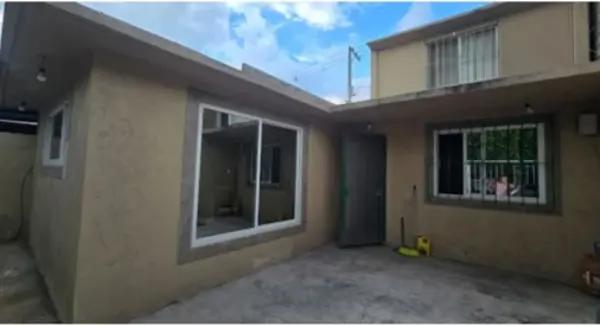 Casa sola Un nivel , seguridad. Casa sola Un nivel , seguridad.