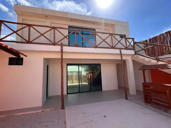 | Casa de playa con amplio terreno y excelente potencial de inversión | | Casa de playa con amplio terreno y excelente potencial de inversión |