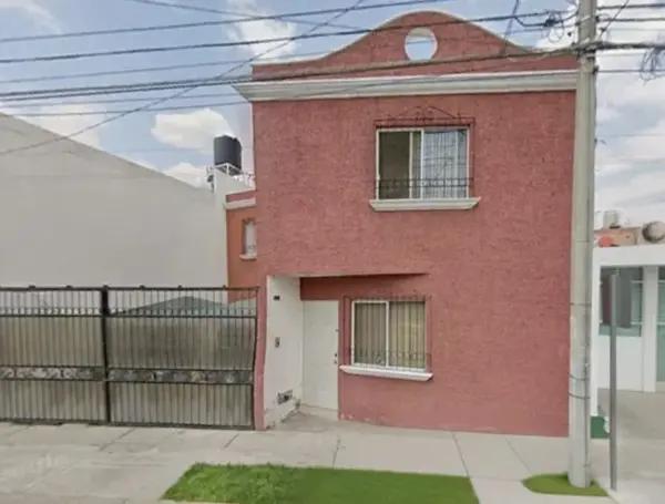Casa en Venta en Aguascalientes, Zona Pirámides