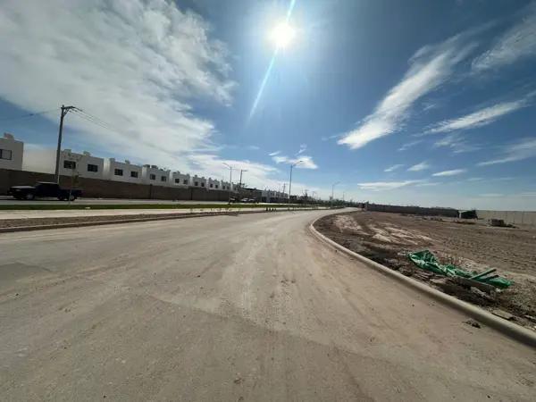LOTES COMERCIALES EN PASEO AUREA