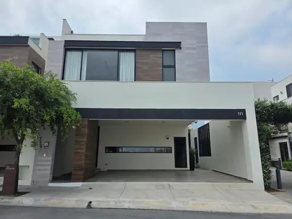 Casa en venta en Cumbres Elite Premier Privada Apeninos, Monterrey, Nuevo León