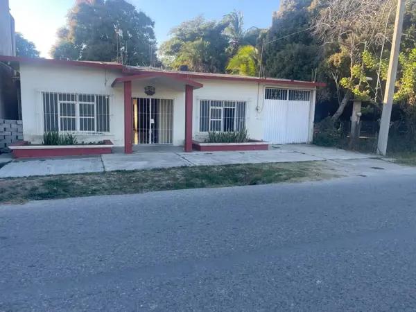 Casa en venta en Lázaro Cárdenas, Unión Hidalgo, Oaxaca