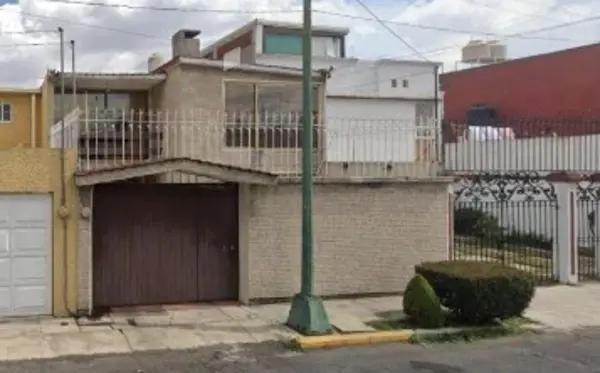 CASA EN VENTA EN COLONIA MORELOS 1ra SECCION C.P. 50120, TOLUCA DE LERDO, ESTADO DE MEXICO