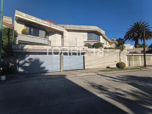 CASA EN VENTA, LOMAS DE TECAMACHALCO, SECCIÓN CUMBRES