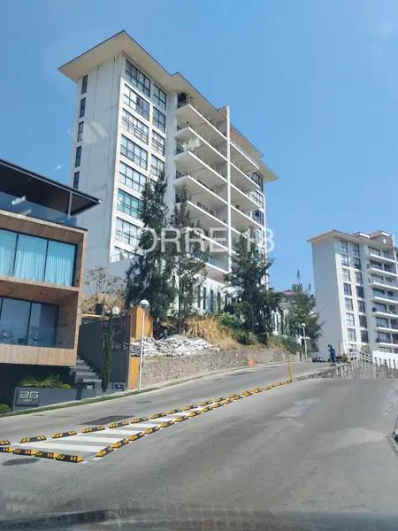 DEPARTAMENTO PENT HOUSE EN VENTA LOMAS DEL RIO, CON ROOF TOP PRIVADO