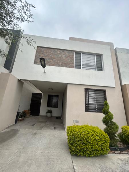 Oportunidad casa en Renta en Fraccionamiento Samsara