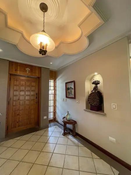 CASA EN VENTA EN LOMAS DEL VALLE