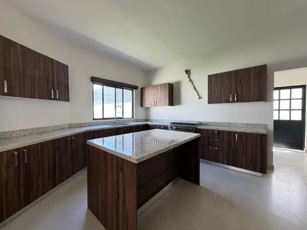 Casa en venta, en Sector Viñedos, Torreón, Coah.