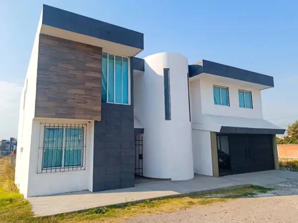 CASA REMODELADA EN VENTA CON 4 RECÁMARAS Y OFICINA EN SAN ANTONIO CACALOTEPEC, PUEBLA CASA REMODELADA EN VENTA CON 4 RECÁMARAS Y OFICINA EN SAN ANTONIO CACALOTEPEC, PUEBLA