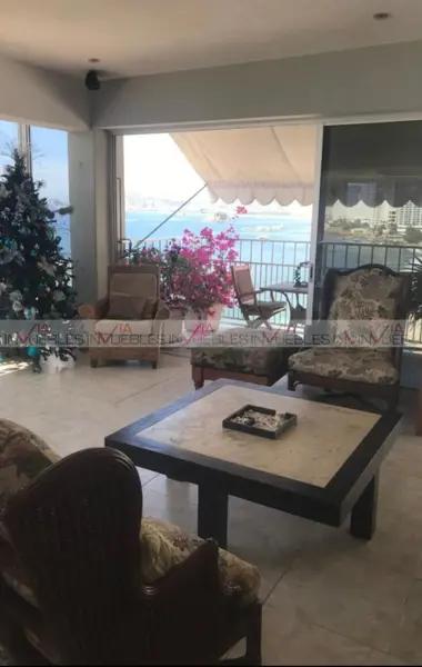 Acapulco, Condominio Laureles