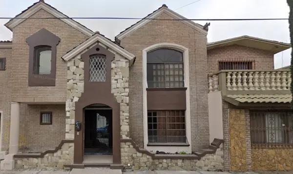 Casa en venta en Las Puentes Sector 10, San Nicolás de los Garza, Nuevo León