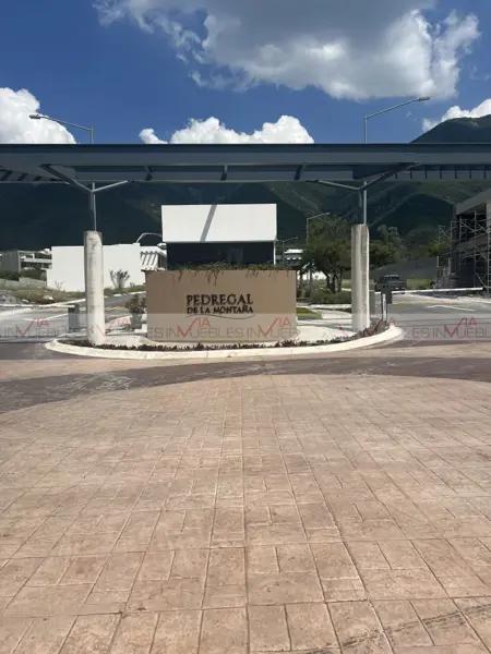 Pedregal de la Montaña