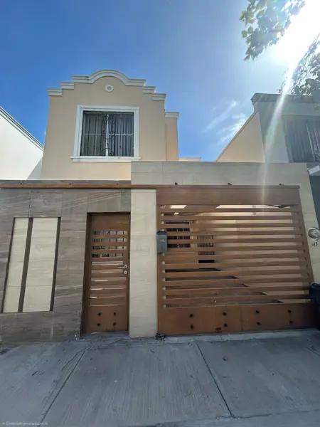 CASA EN VENTA EN CUMBRES SAN AGUSTIN