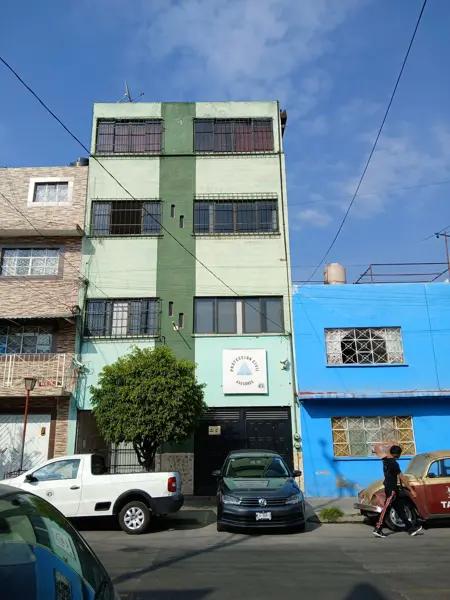 VENTA DE EDIFICIO PLANTA BAJA Y 3 PISOS