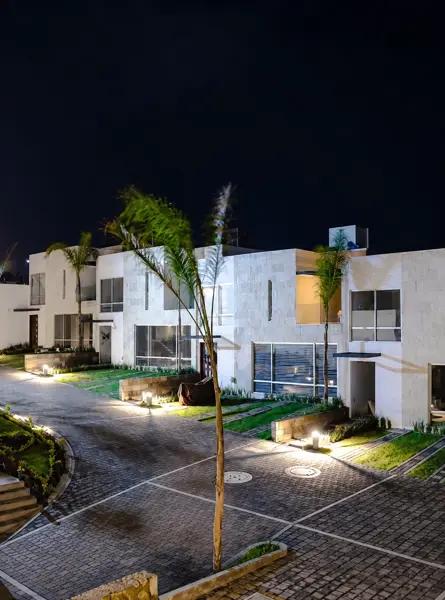CASA EN VENTA , ELEGANCIA Y CONFORT EN JILOTZINGO
