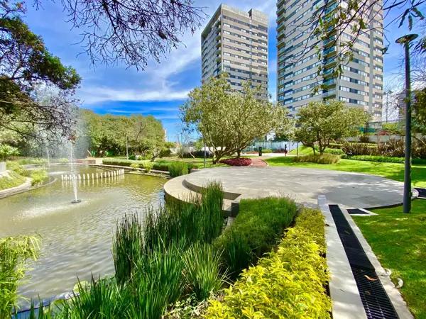 LOMAS DE VISTA HERMOSA: VENTA DEPTO. EN MARANTA BOSQUES