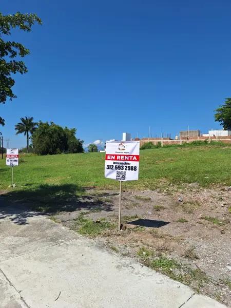 Terreno en RENTA en Avenida Ignacio Sandoval en Colima
