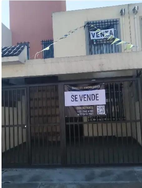 SE VENDE CASA   EN  FRACCIONAMIENTO HACIENDA DEL  VALLE 2 . TOLUCA ESTADO DE  MEXICO .
