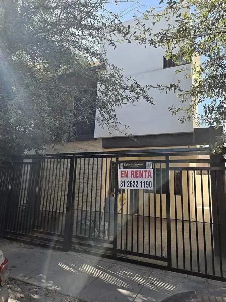 Casa en RENTA en CALABRIA RESIDENCIAL en Apodaca Nuevo León