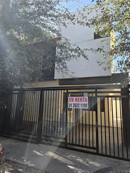 Casa en RENTA en CALABRIA RESIDENCIAL en Apodaca Nuevo León