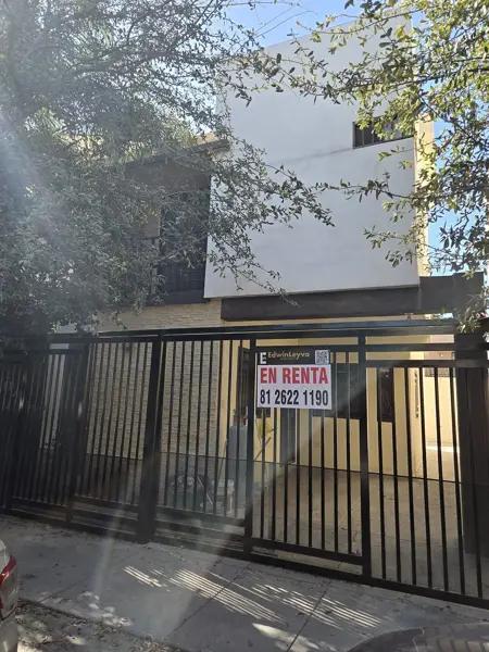 Casa en RENTA en CALABRIA RESIDENCIAL en Apodaca Nuevo León