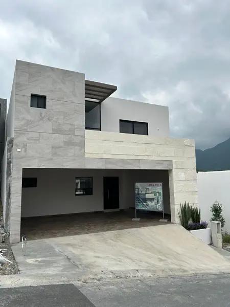 Casa en VENTA en ÁLAMO SUR en Santiago NL