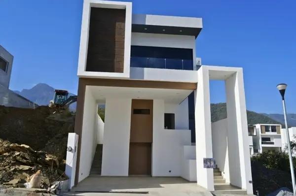 Casa en VENTA en ÁLAMO SUR en Santiago NL Casa en VENTA en ÁLAMO SUR en Santiago NL