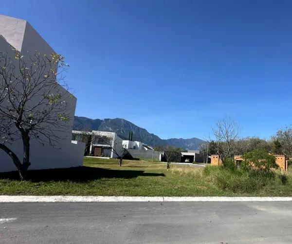 Terreno PLANO en VENTA en COMPOSTELA VILLAS RESIDENCIAL en Santiago NL